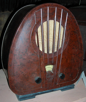 Bakelite Radio